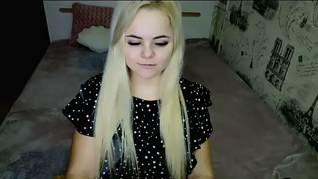 Snapshot of lovely-eyes chatting on February 24, 7:12 pm lovely-eyes online show from February 24, 7:12 pm