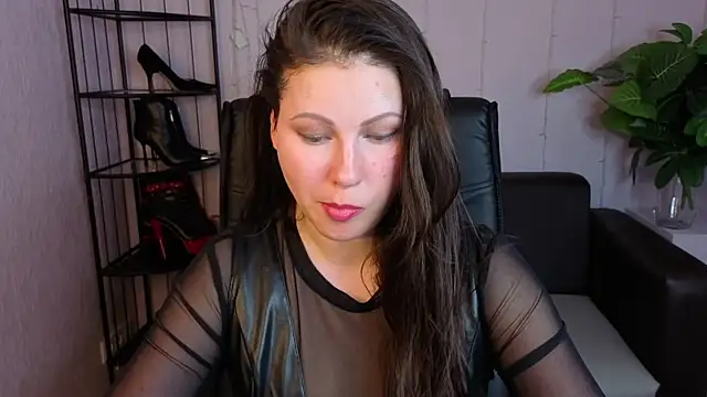 Dana  dom online show from March 25, 8:42 am