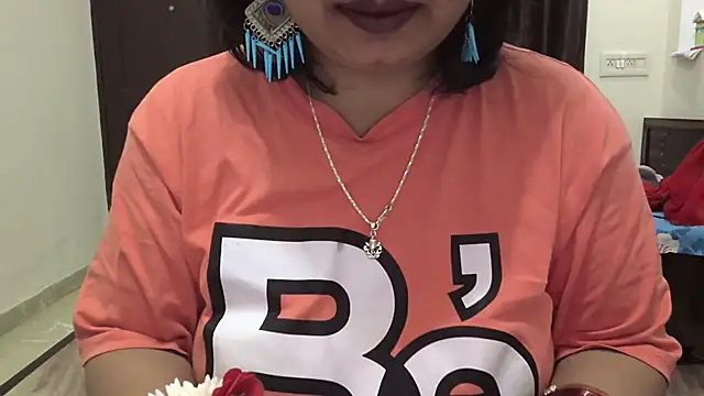 Gulaboo bhabi online show from March 6, 10:36 pm