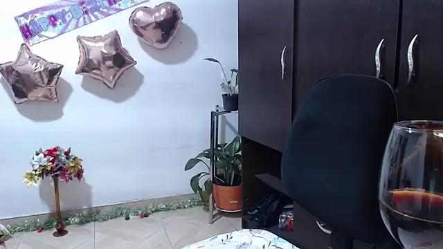 Zoe--khalL online show from December 23, 4:54 am