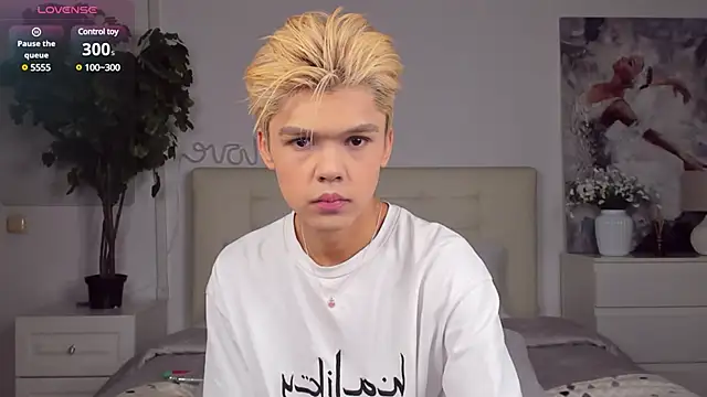 Snapshot of Felix_Rey chatting on February 22, 8:31 pm Felix Rey online show from February 22, 8:31 pm