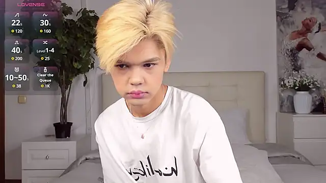 Snapshot of Felix_Rey chatting on February 23, 4:57 pm Felix Rey online show from February 23, 4:57 pm