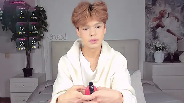 Snapshot of Felix_Rey chatting on September 24, 4:21 pm Felix Rey online show from September 24, 4:21 pm