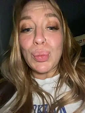 Snapshot of Sweet___Emily chatting on January 17, 5:30 pm Sweet Emily online show from January 17, 5:30 pm