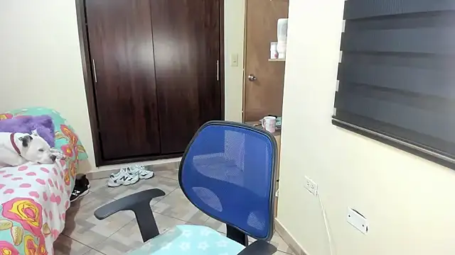 Amy Walker online show from March 14, 7:44 pm