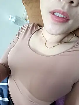 Snapshot of 2_sex chatting on February 9, 4:38 am 2 sex online show from February 9, 4:38 am