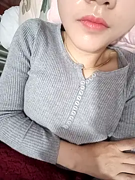 Snapshot of 2_sex chatting on February 15, 12:07 am 2 sex online show from February 15, 12:07 am