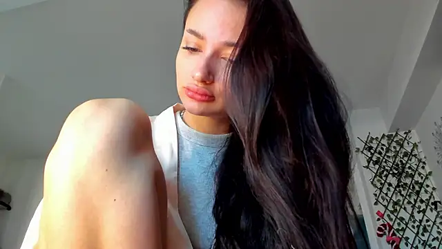 Snapshot of IreneVON chatting on January 2, 7:12 am IreneVON online show from January 2, 7:12 am