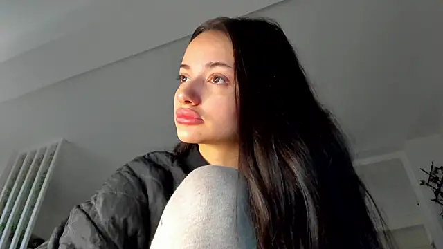 Snapshot of IreneVON chatting on January 3, 5:06 am IreneVON online show from January 3, 5:06 am