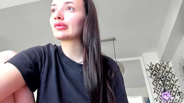 Snapshot of IreneVON chatting on March 9, 3:16 pm IreneVON online show from March 9, 3:16 pm