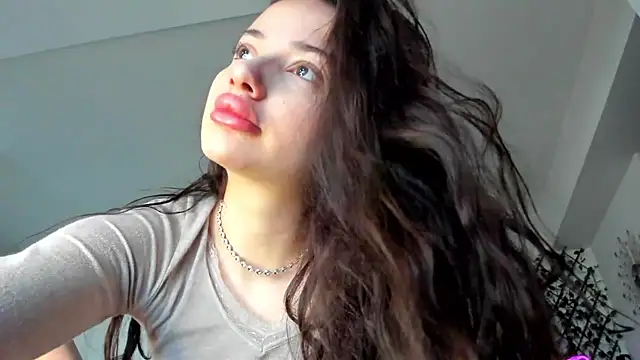 Snapshot of IreneVON chatting on March 15, 5:41 am IreneVON online show from March 15, 5:41 am
