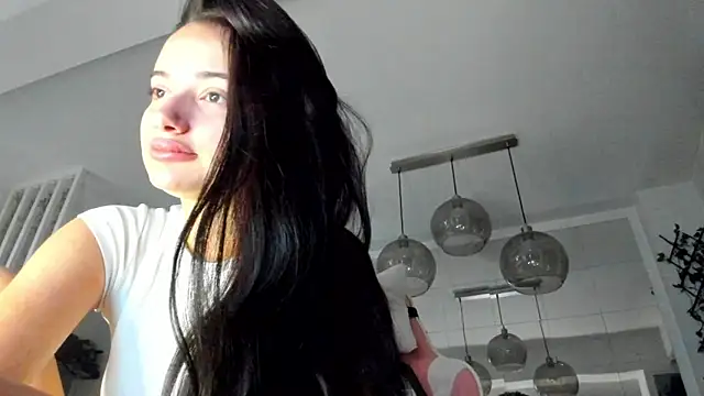 Snapshot of IreneVON chatting on September 28, 4:07 am IreneVON online show from September 28, 4:07 am