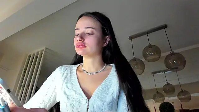 Snapshot of IreneVON chatting on December 19, 3:57 am IreneVON online show from December 19, 3:57 am