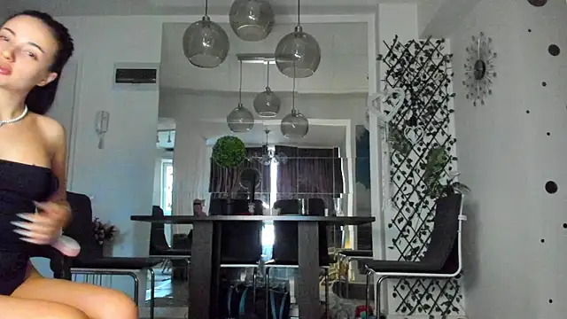 Snapshot of IreneVON chatting on March 2, 5:08 am IreneVON online show from March 2, 5:08 am