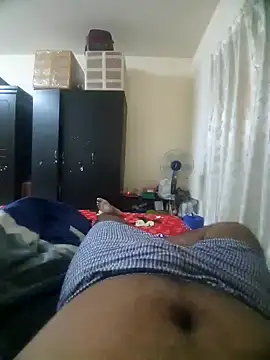 sexymallusexymale online show from December 11, 9:09 am