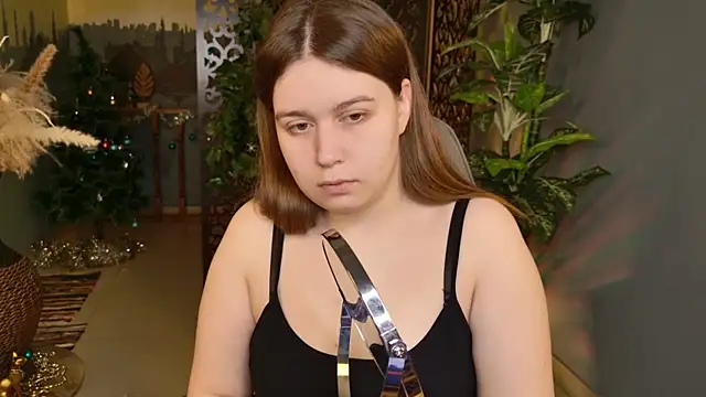 FioraMarmoris online show from January 8, 5:10 am