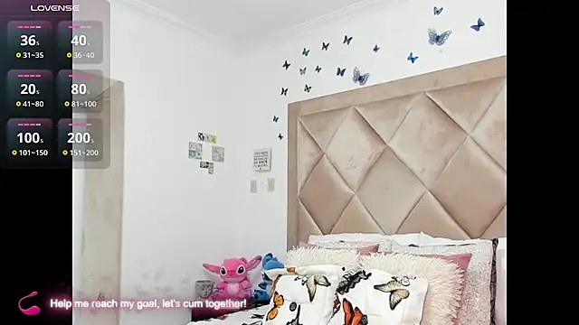 Snapshot of vayolettelove chatting on December 4, 8:51 pm vayolettelove online show from December 4, 8:51 pm