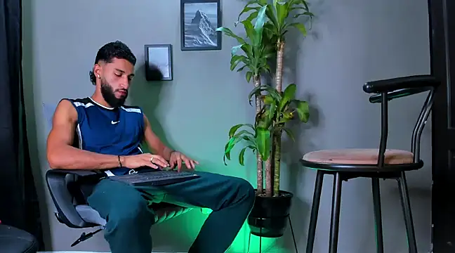 Damian 022 online show from January 12, 5:33 pm