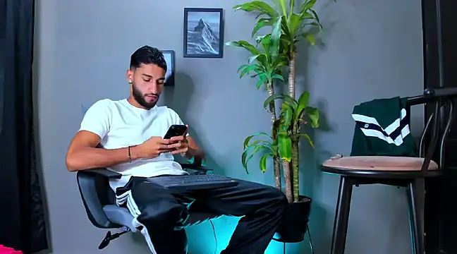 Damian 022 online show from February 19, 4:00 pm