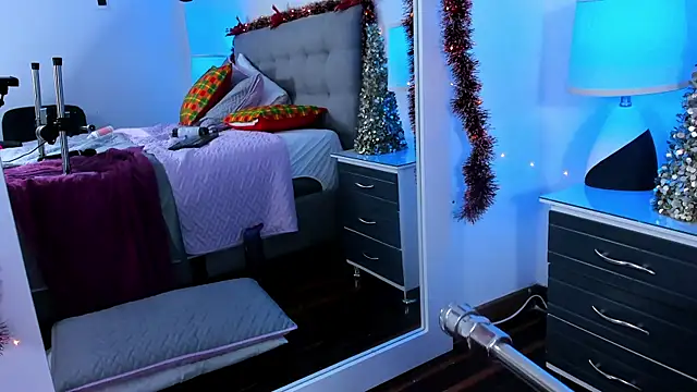 Samantha  Vega online show from January 4, 2:25 am