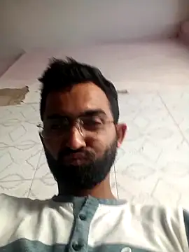 sagarghai07 online show from April 1, 10:16 am