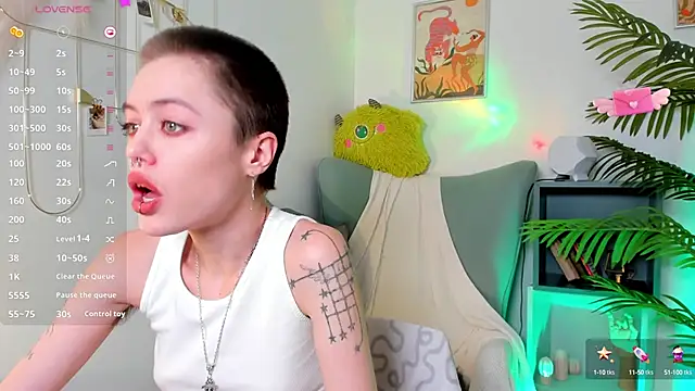 Snapshot of PamelaYong chatting on January 31, 1:34 pm PamelaYong online show from January 31, 1:34 pm