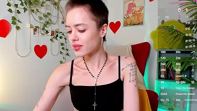 Snapshot of PamelaYong chatting on February 11, 1:41 pm PamelaYong online show from February 11, 1:41 pm