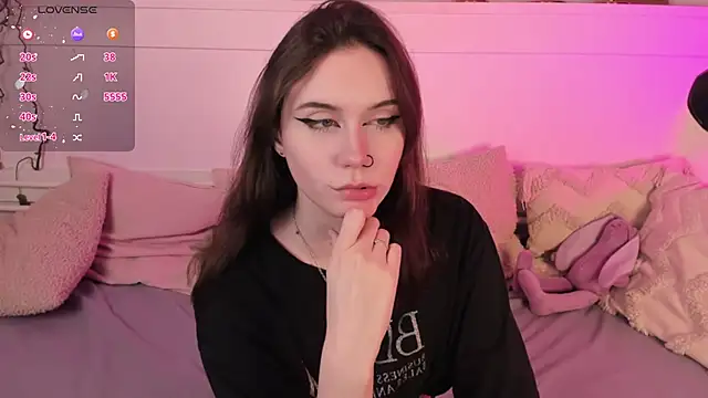 UnaMedison online show from February 2, 2:45 pm