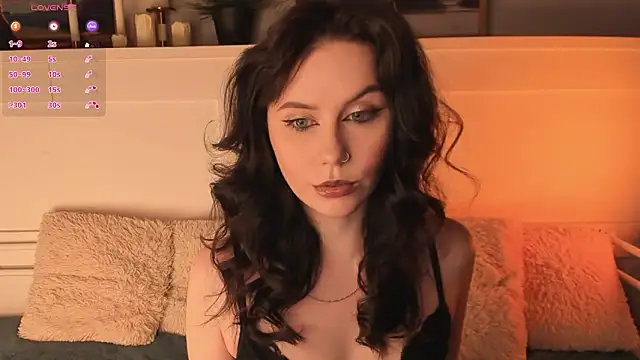 UnaMedison online show from February 19, 10:33 am