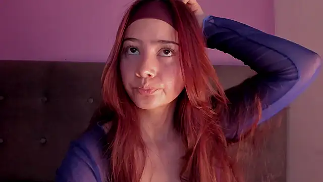 Snapshot of Alejita699 chatting on July 8, 9:30 pm Alejita699 online show from July 8, 9:30 pm