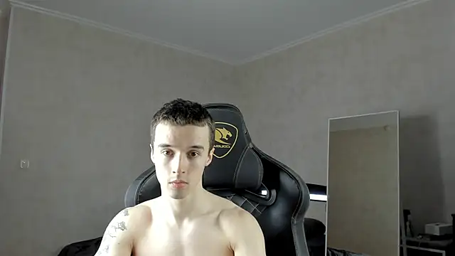 Snapshot of MasonWarholl chatting on January 30, 6:00 pm MasonWarholl online show from January 30, 6:00 pm