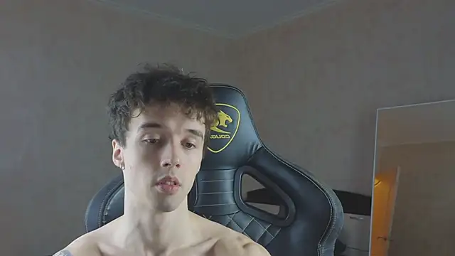 MasonWarholl online show from November 21, 9:35 pm