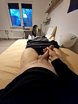 Lion132233 online show from March 12, 5:41 pm