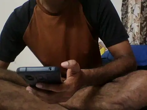 Snapshot of raghava09876 chatting on November 19, 4:01 am raghava09876 online show from November 19, 4:01 am