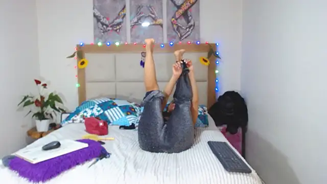 valentina hearts online show from March 17, 3:25 am