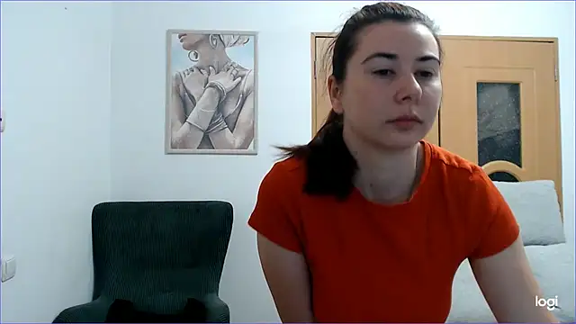 VioletaFlower7 online show from November 1, 7:32 am