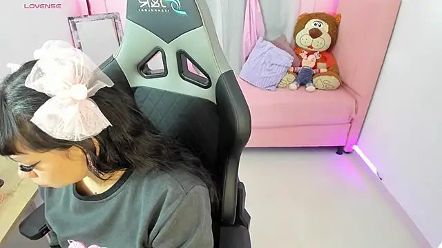 zoesullivan online show from January 24, 9:49 am