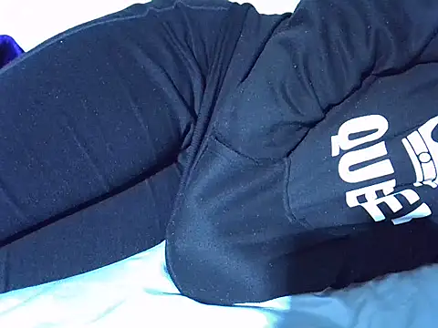 naughtycate  online show from December 23, 9:40 am