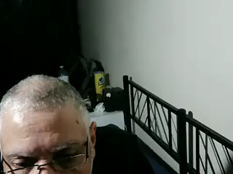 100Tauros online show from April 4, 10:02 am