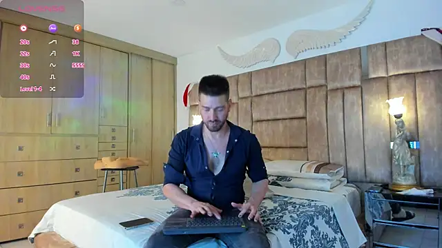 petterwilly1 online show from January 11, 4:14 pm