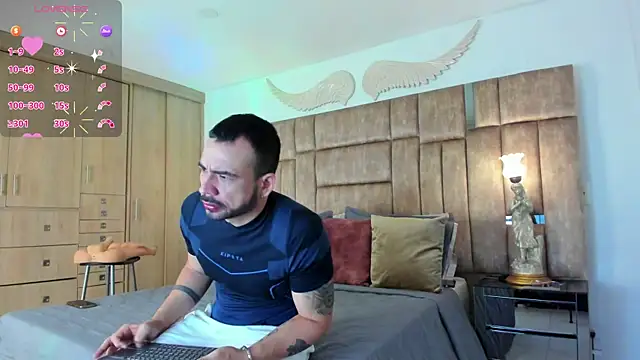 petterwilly1 online show from October 21, 3:13 pm