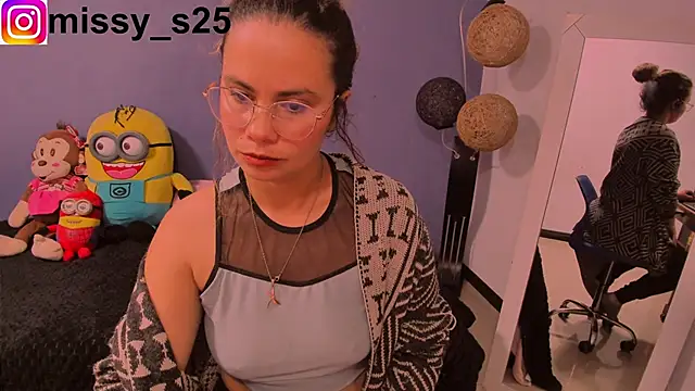 gigi stephans online show from September 16, 1:28 am