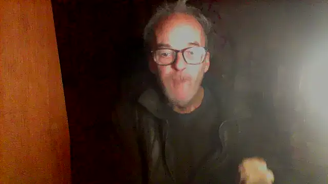 nice6incs online show from November 19, 11:05 pm