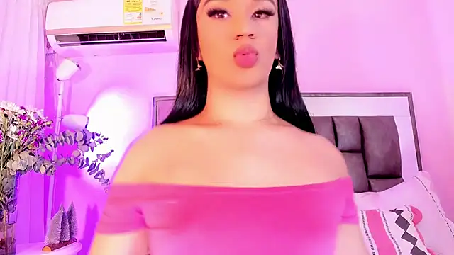 ShantalGirs online show from February 9, 5:29 am