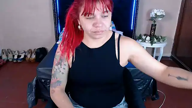 Snapshot of VioletaaaSlave chatting on June 30, 11:00 am VioletaaaSlave online show from June 30, 11:00 am