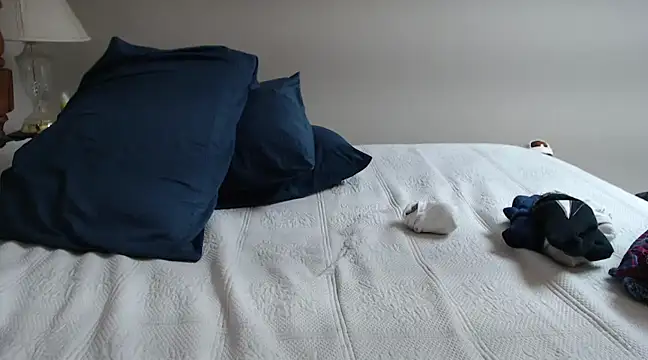 Snapshot of JaySloan chatting on December 9, 6:25 pm JaySloan online show from December 9, 6:25 pm