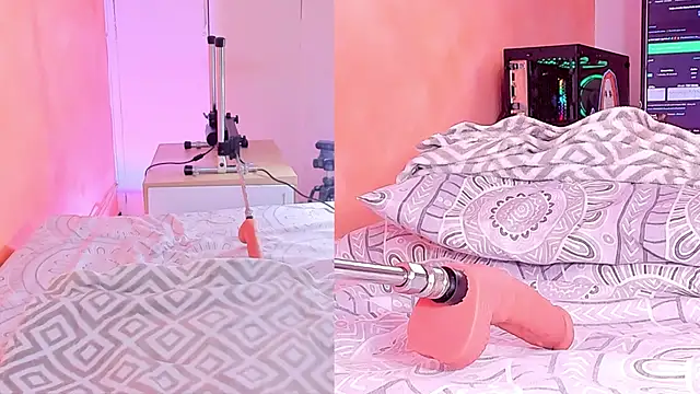 zoeethompson cm online show from April 7, 10:48 am