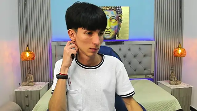 Snapshot of Jake_evans chatting on September 16, 8:32 pm Jake evans online show from September 16, 8:32 pm