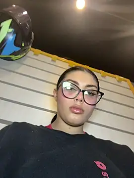 Snapshot of zui_lu chatting on January 11, 4:06 am zui lu online show from January 11, 4:06 am