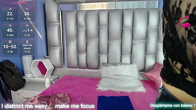 sophia ny online show from October 7, 1:52 pm